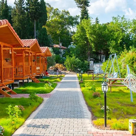 Willa Querencia Bungalows *